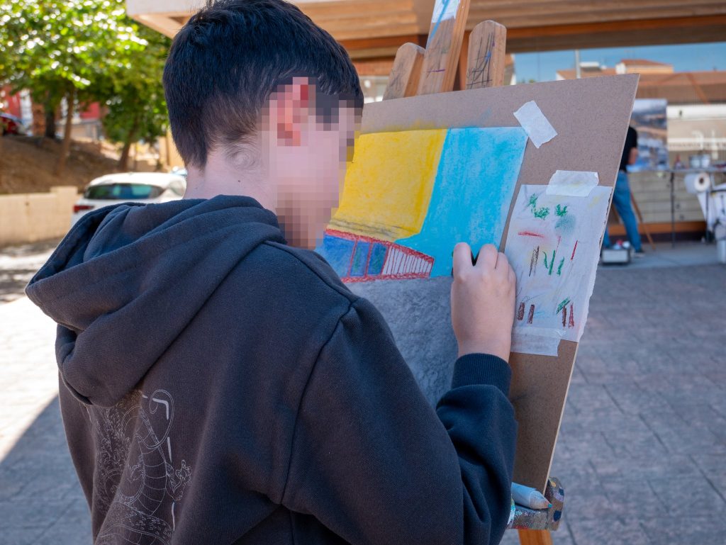 Participación juvenil y creación pictórica en Nerva